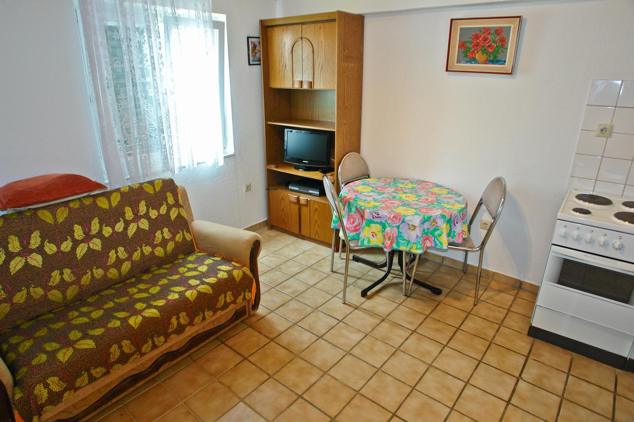 Apartment Jole Ražanj Εξωτερικό φωτογραφία